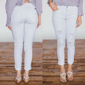 New KanCan Jenelle Distressed Girlfriend Jeans 30